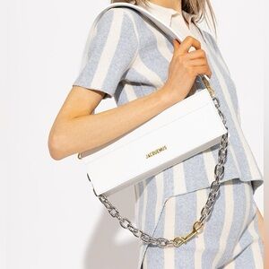 Jacquemus Le Ciu Ciu Shoulder Bag With Thick Strap and Chain in White